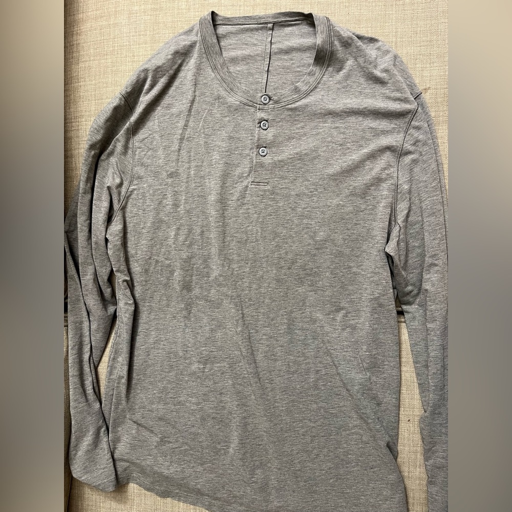 Lululemon long sleeve shirt